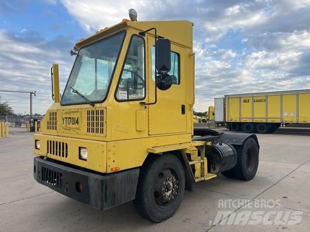 Kalmar 30 ターミナルトラクター