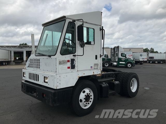 Kalmar 30 ターミナルトラクター
