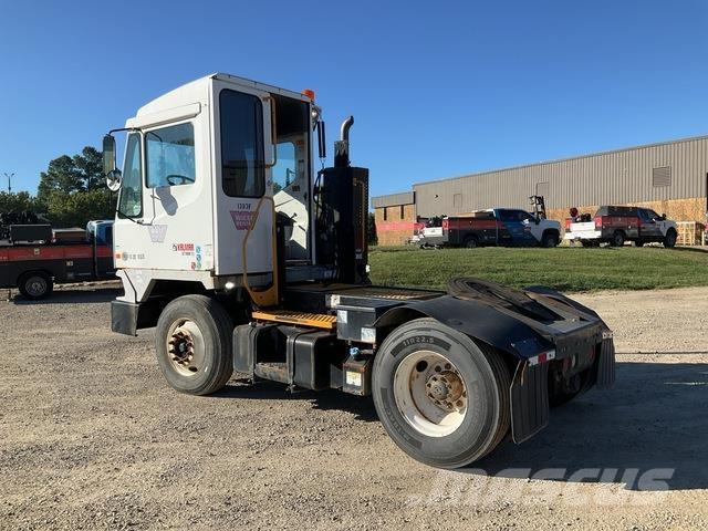 Kalmar Ottowa ターミナルトラクター