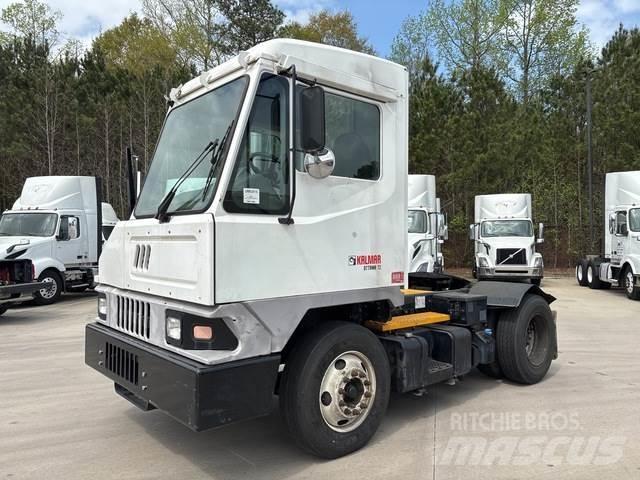 Kalmar T2 ターミナルトラクター