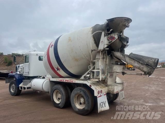 Kenworth C500 その他トラック
