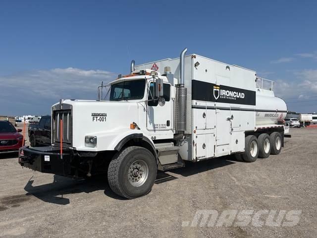 Kenworth C500 タンカートラック