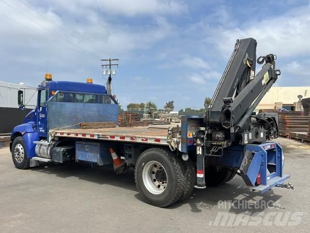 Kenworth T270 平ボディー