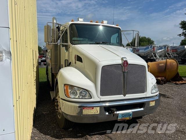 Kenworth T270 多目的／汎用車両