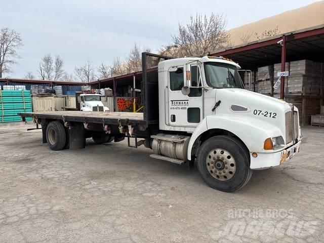 Kenworth T300 平ボディー