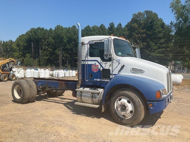 Kenworth T300 キャビン及び内装