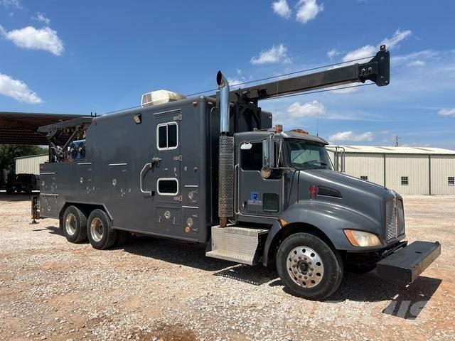Kenworth T370 木材トラック