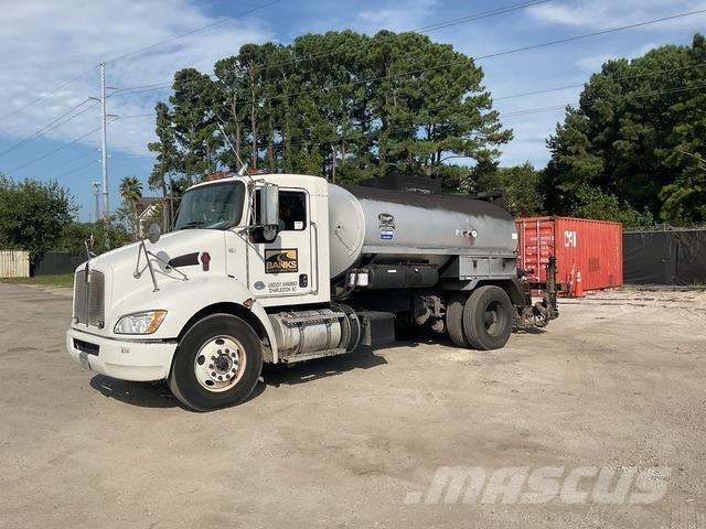 Kenworth T370 ミキサー車