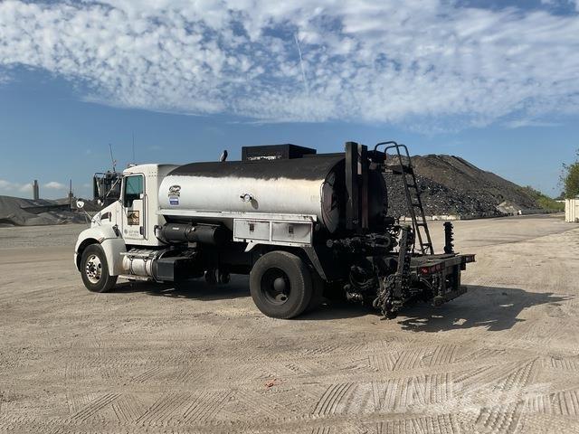Kenworth T370 ミキサー車