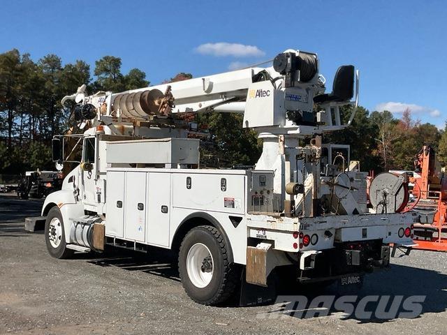 Kenworth T370 自走式掘削トラック