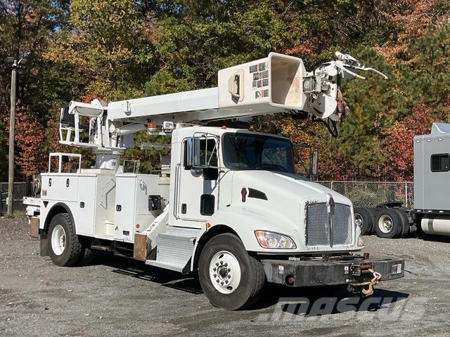 Kenworth T370 自走式掘削トラック