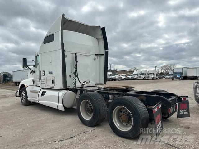 Kenworth T660 中古トラクターヘッド | トレーラーヘッド