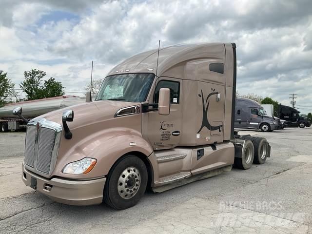 Kenworth T680 中古トラクターヘッド | トレーラーヘッド