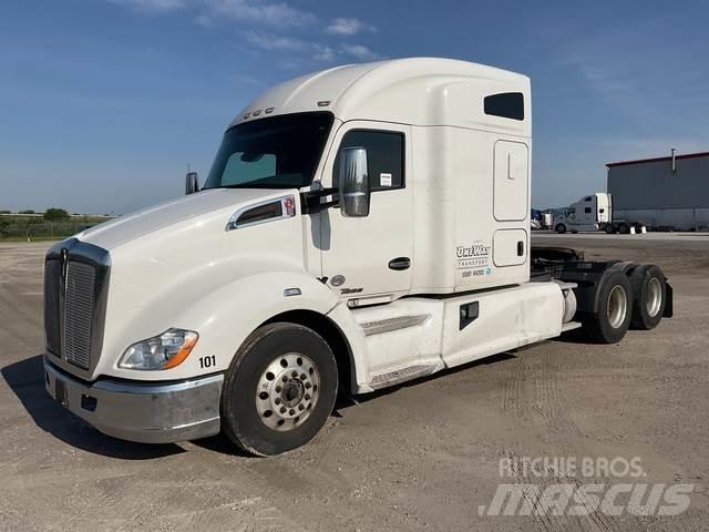 Kenworth T680 中古トラクターヘッド | トレーラーヘッド