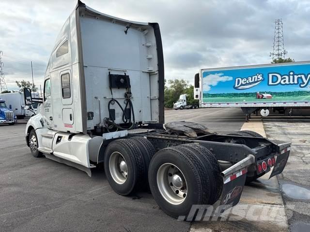 Kenworth T680 中古トラクターヘッド | トレーラーヘッド