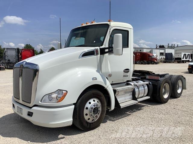 Kenworth T680 中古トラクターヘッド | トレーラーヘッド