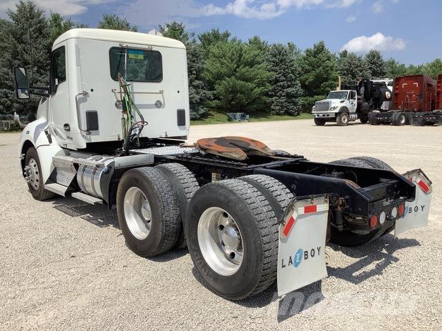 Kenworth T680 中古トラクターヘッド | トレーラーヘッド