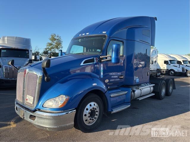 Kenworth T680 中古トラクターヘッド | トレーラーヘッド
