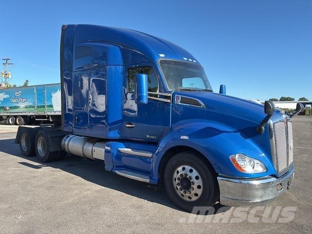 Kenworth T680 中古トラクターヘッド | トレーラーヘッド
