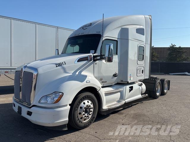 Kenworth T680 中古トラクターヘッド | トレーラーヘッド