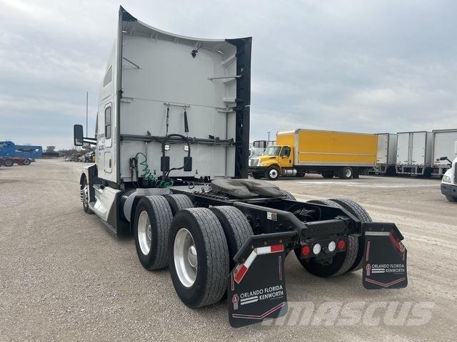Kenworth T680 中古トラクターヘッド | トレーラーヘッド