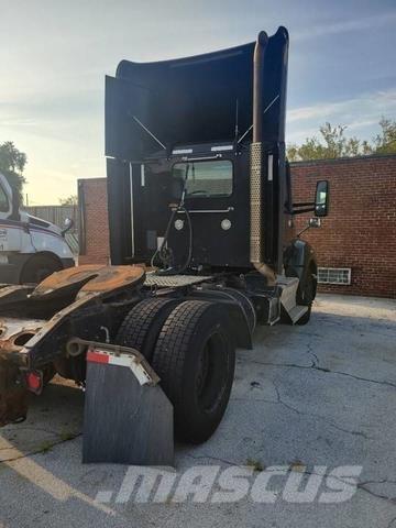 Kenworth T680 中古トラクターヘッド | トレーラーヘッド