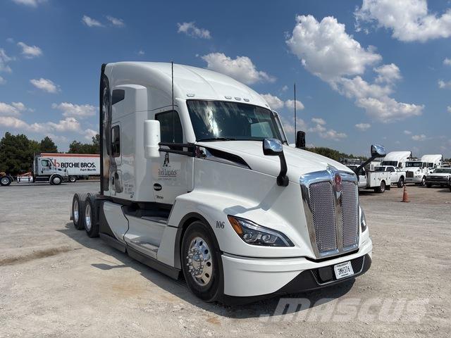 Kenworth T680 中古トラクターヘッド | トレーラーヘッド