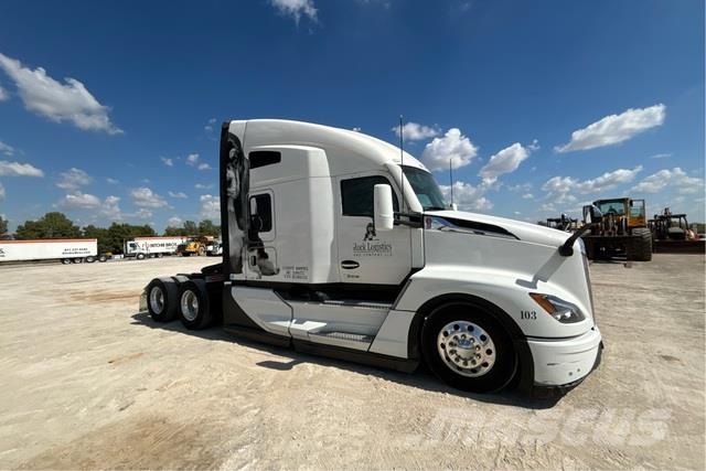 Kenworth T680 中古トラクターヘッド | トレーラーヘッド