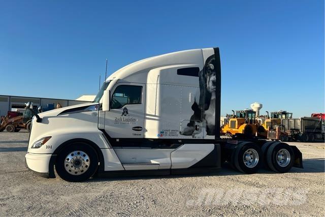 Kenworth T680 中古トラクターヘッド | トレーラーヘッド
