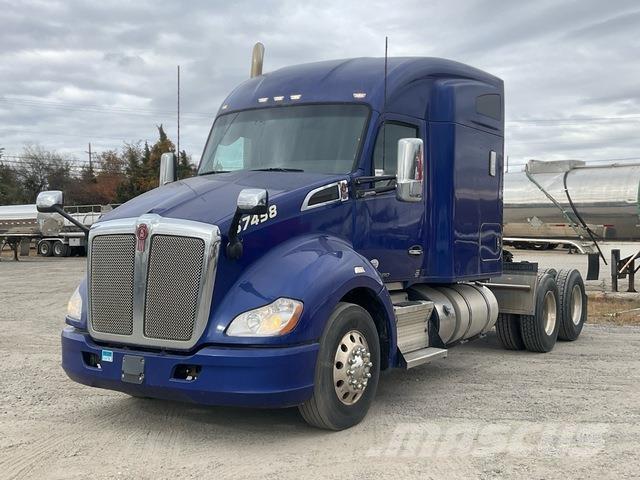 Kenworth T680 中古トラクターヘッド | トレーラーヘッド