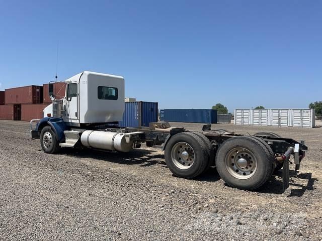 Kenworth T800 中古トラクターヘッド | トレーラーヘッド