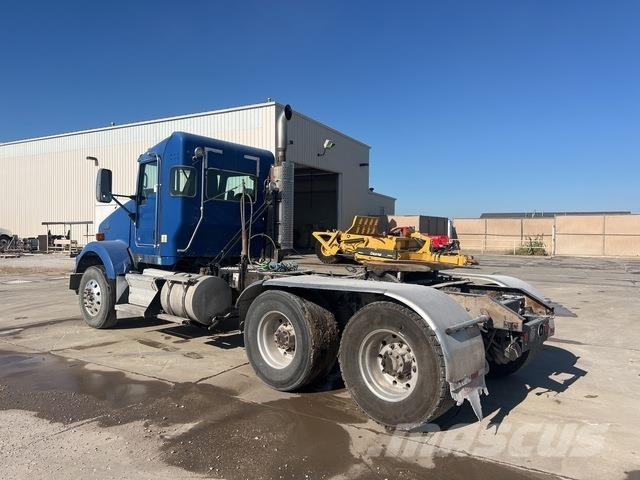 Kenworth T800 中古トラクターヘッド | トレーラーヘッド