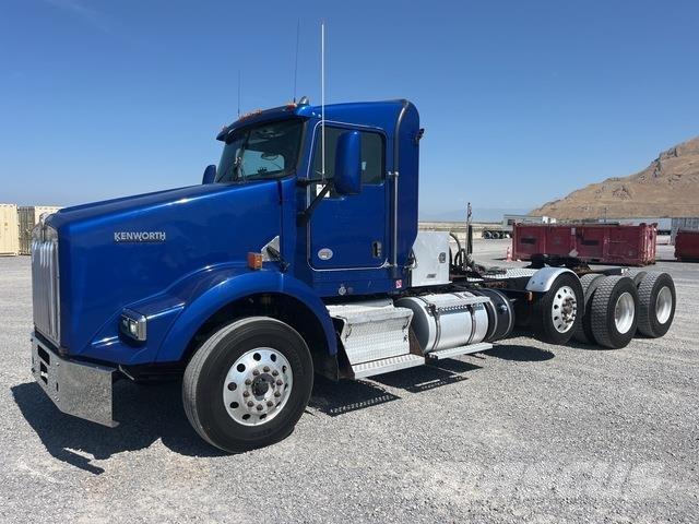 Kenworth T800 中古トラクターヘッド | トレーラーヘッド