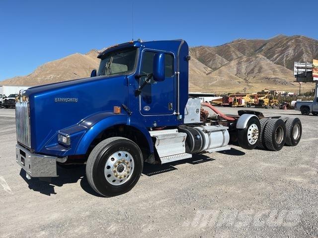 Kenworth T800 中古トラクターヘッド | トレーラーヘッド
