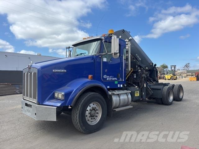 Kenworth T800 クレーントラック、ユニック車