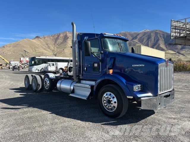 Kenworth T800 中古トラクターヘッド | トレーラーヘッド