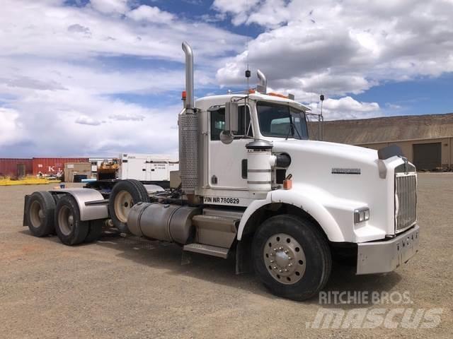 Kenworth T800B 中古トラクターヘッド | トレーラーヘッド