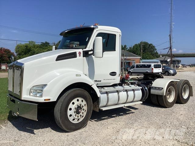 Kenworth T880 中古トラクターヘッド | トレーラーヘッド