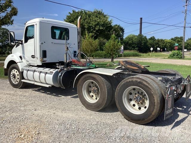 Kenworth T880 中古トラクターヘッド | トレーラーヘッド