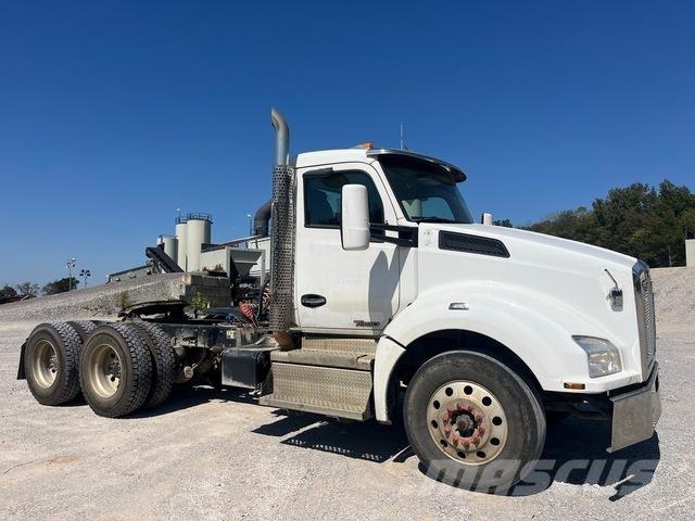 Kenworth T880 中古トラクターヘッド | トレーラーヘッド