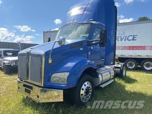 Kenworth T880 中古トラクターヘッド | トレーラーヘッド