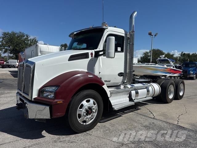Kenworth T880 中古トラクターヘッド | トレーラーヘッド