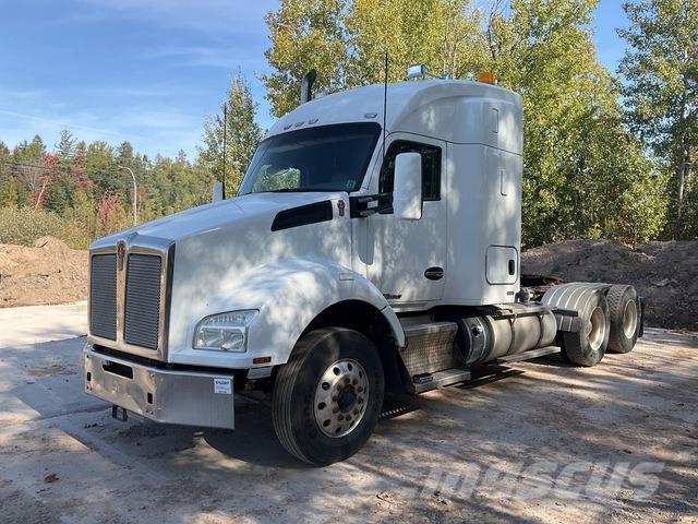 Kenworth T880 中古トラクターヘッド | トレーラーヘッド