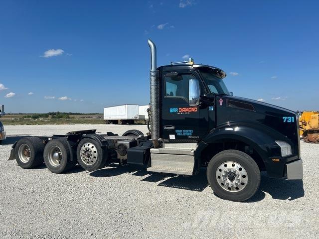 Kenworth T880 中古トラクターヘッド | トレーラーヘッド