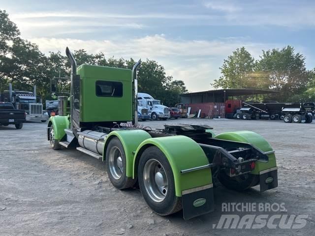 Kenworth W900 中古トラクターヘッド | トレーラーヘッド
