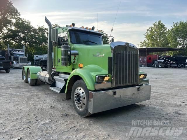 Kenworth W900 中古トラクターヘッド | トレーラーヘッド