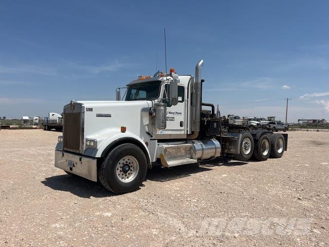 Kenworth W900 レッカー車