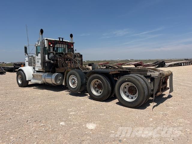 Kenworth W900 レッカー車