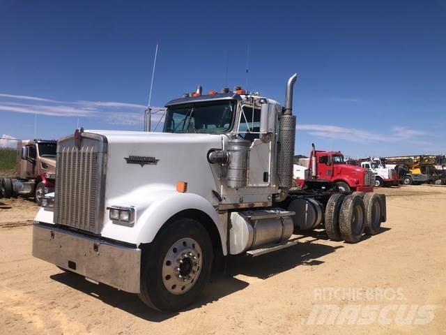 Kenworth W900L 中古トラクターヘッド | トレーラーヘッド