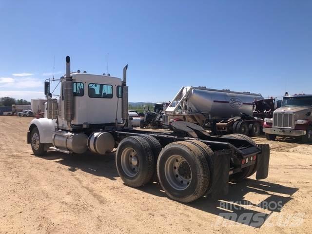 Kenworth W900L 中古トラクターヘッド | トレーラーヘッド